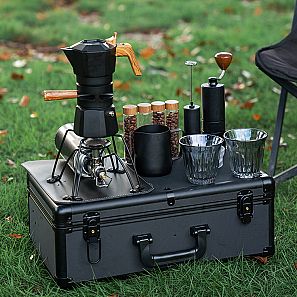 Cafetera de goteo manual para exteriores: estuche de viaje de aluminio, molinillo manual y kit de preparación